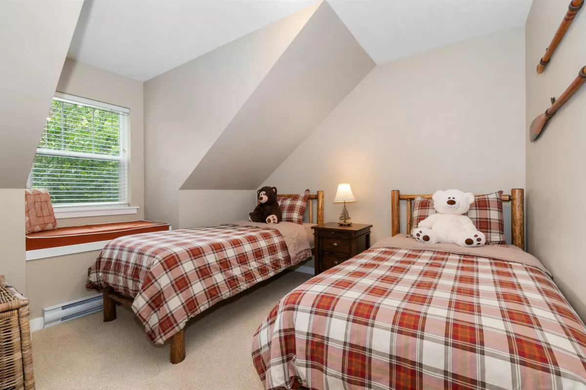Mudroom Photo of 1820 Ravenwood Trail, Lindell Beach, BC