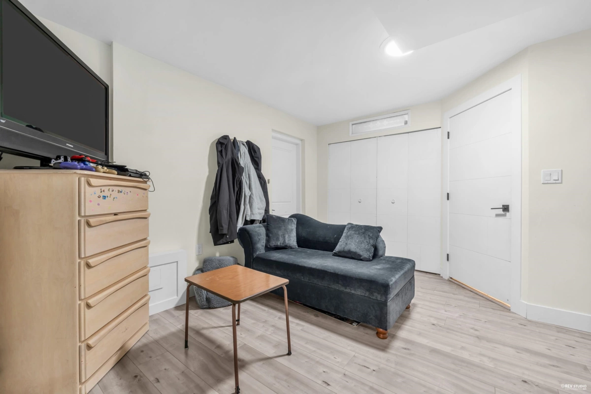 Powder Room Photo of 11280 Caravel Court, Richmond, BC