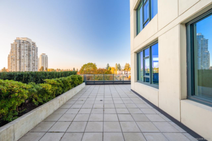402 7303 Noble Lane, Burnaby, BC