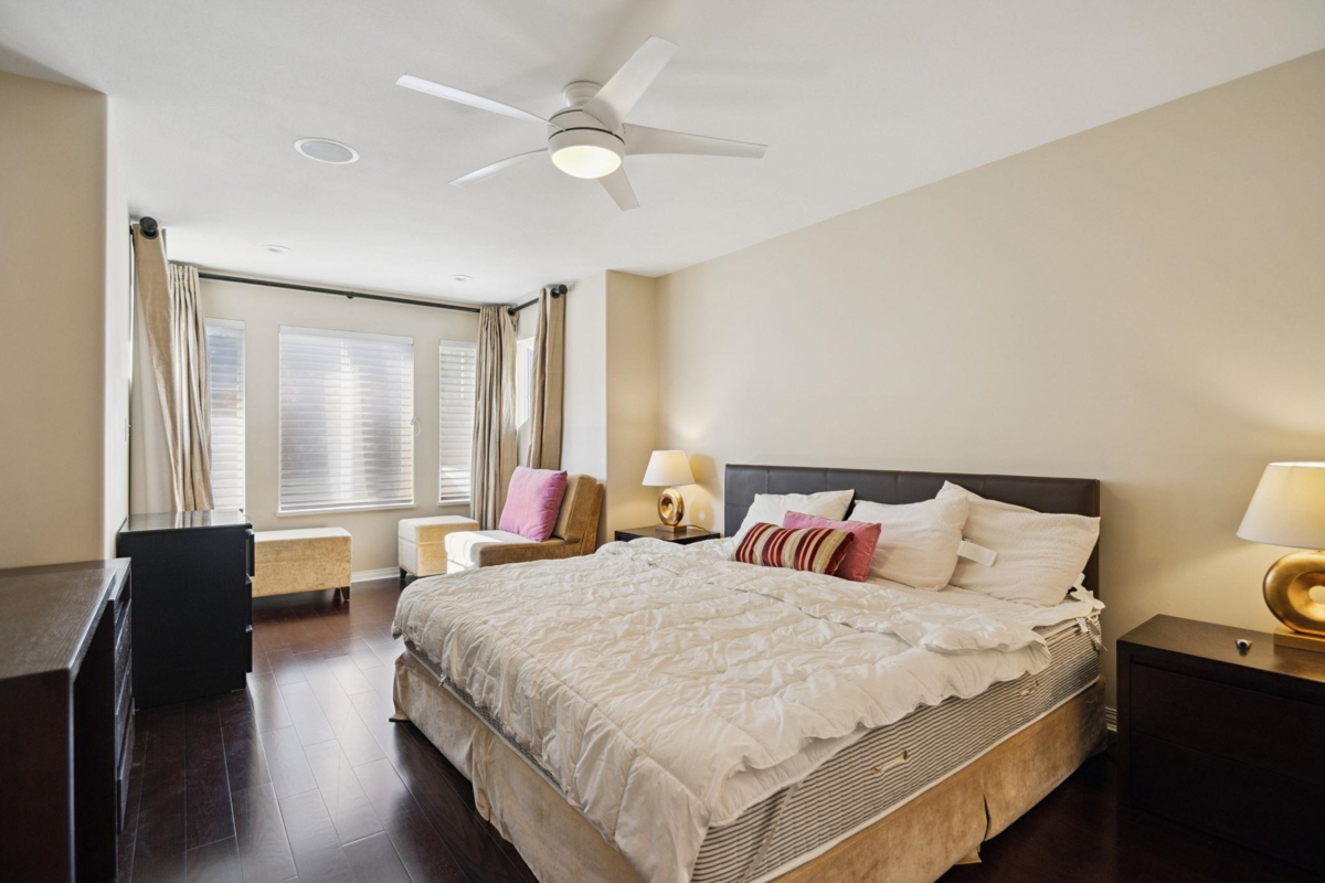 Pantry Photo of 1271 3rd Street, West Vancouver, BC