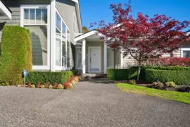 1271 3rd Street, West Vancouver, BC