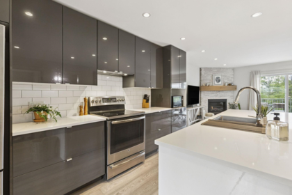 4137 Yale Street, Burnaby, BC, Burnaby — Single Family Residence for sale