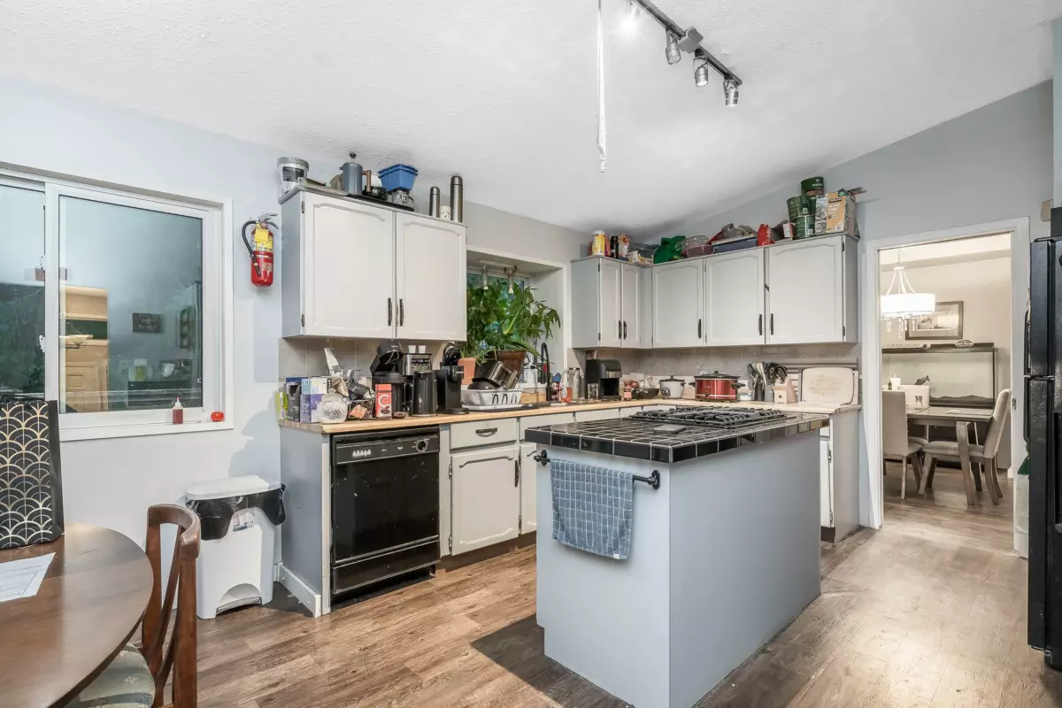 Bedroom 3 Photo of 9417 204a Street, Langley, BC