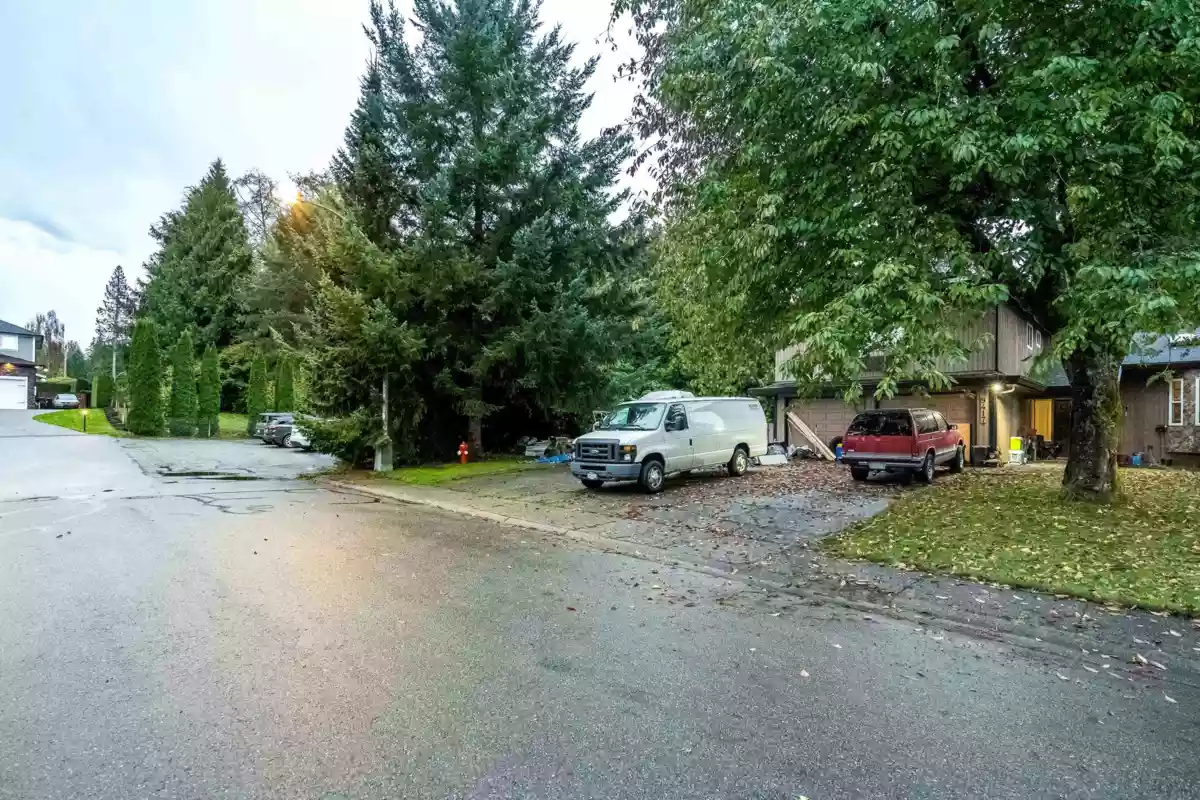 Dining Area Photo of 9417 204a Street, Langley, BC