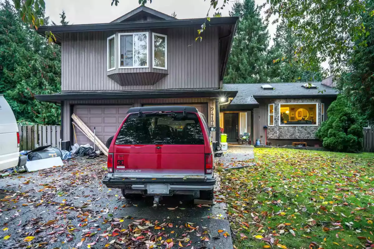 Living Room Photo of 9417 204a Street, Langley, BC