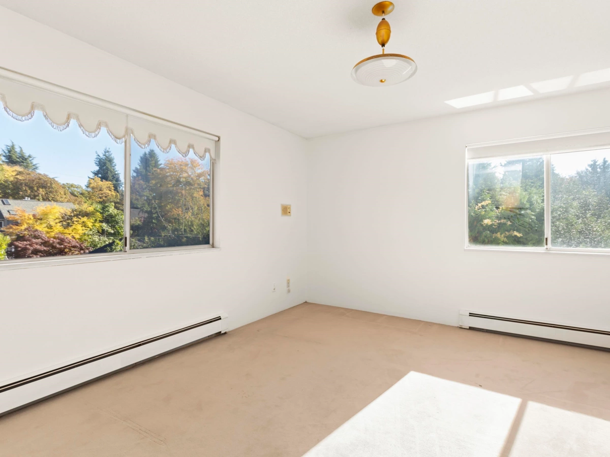 Front Yard Photo of 5950 Macdonald Street, Vancouver, BC