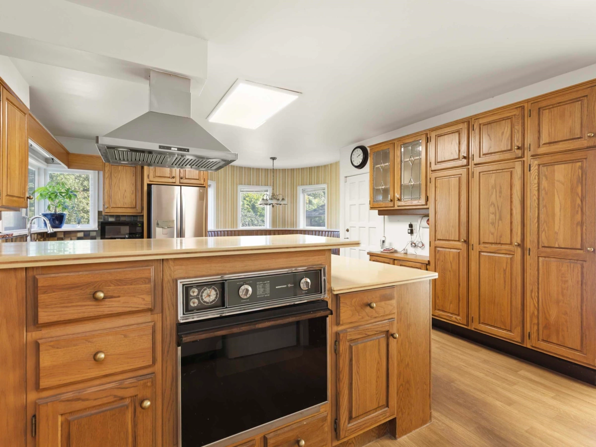 Guest Bathroom Photo of 5950 Macdonald Street, Vancouver, BC