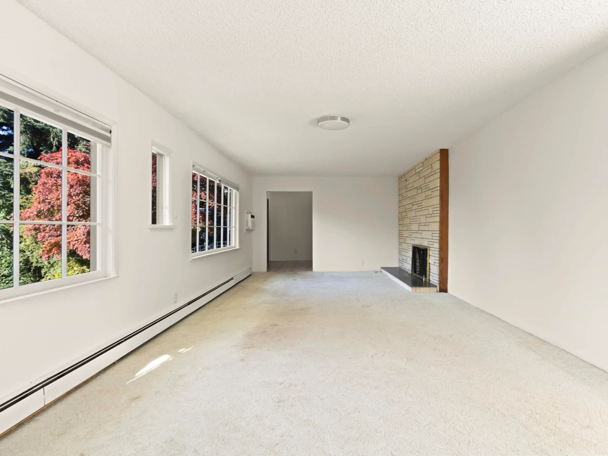 Kitchen Island Photo of 5950 Macdonald Street, Vancouver, BC