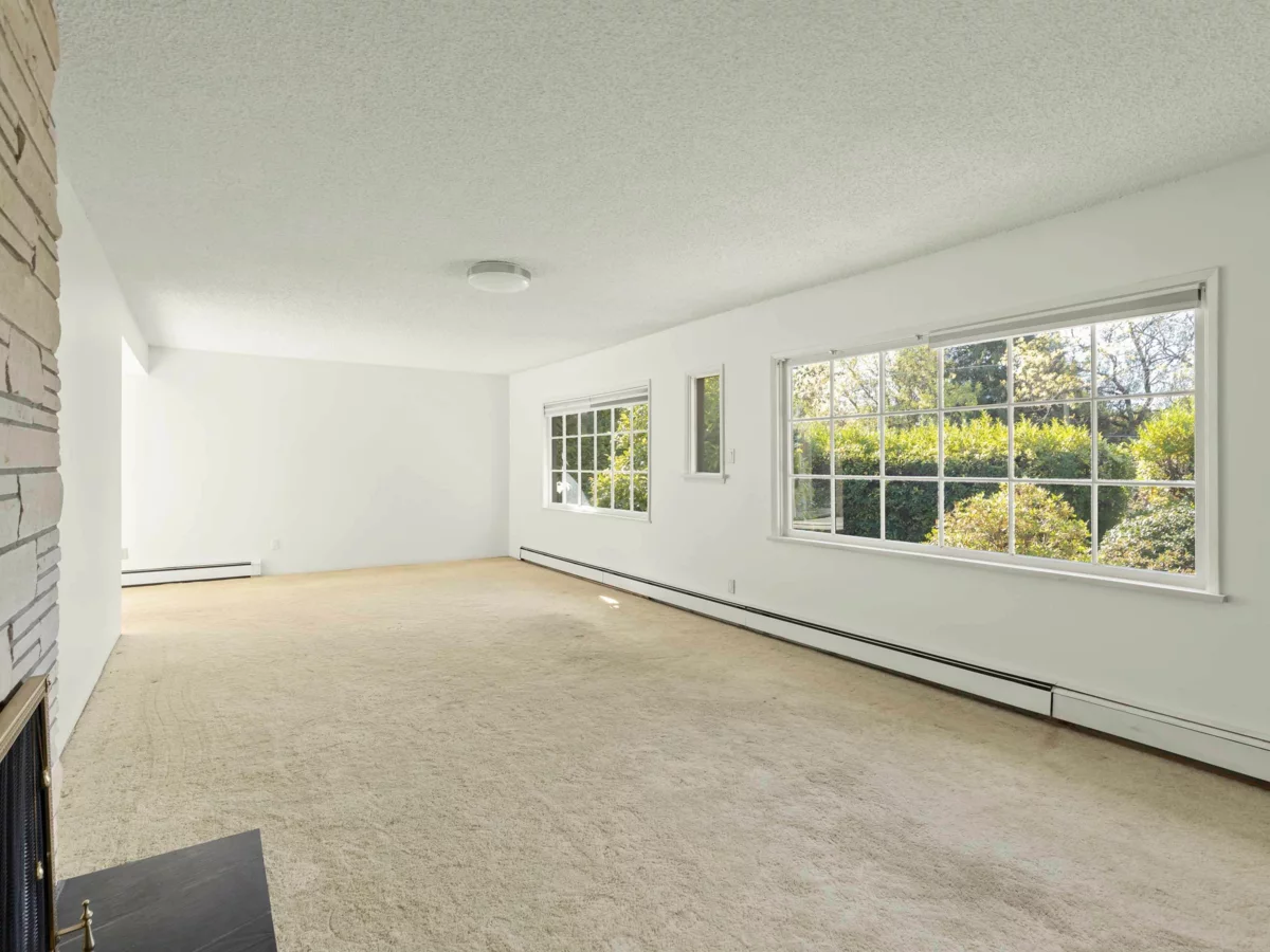 Kitchen Photo of 5950 Macdonald Street, Vancouver, BC