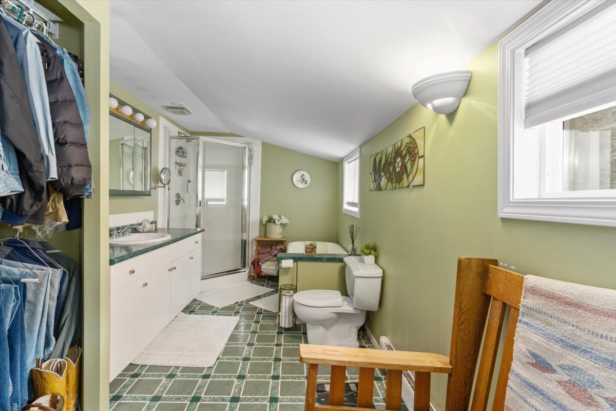 Hot Tub / Spa Photo of 238 Maple Falls Road, Columbia Valley, BC