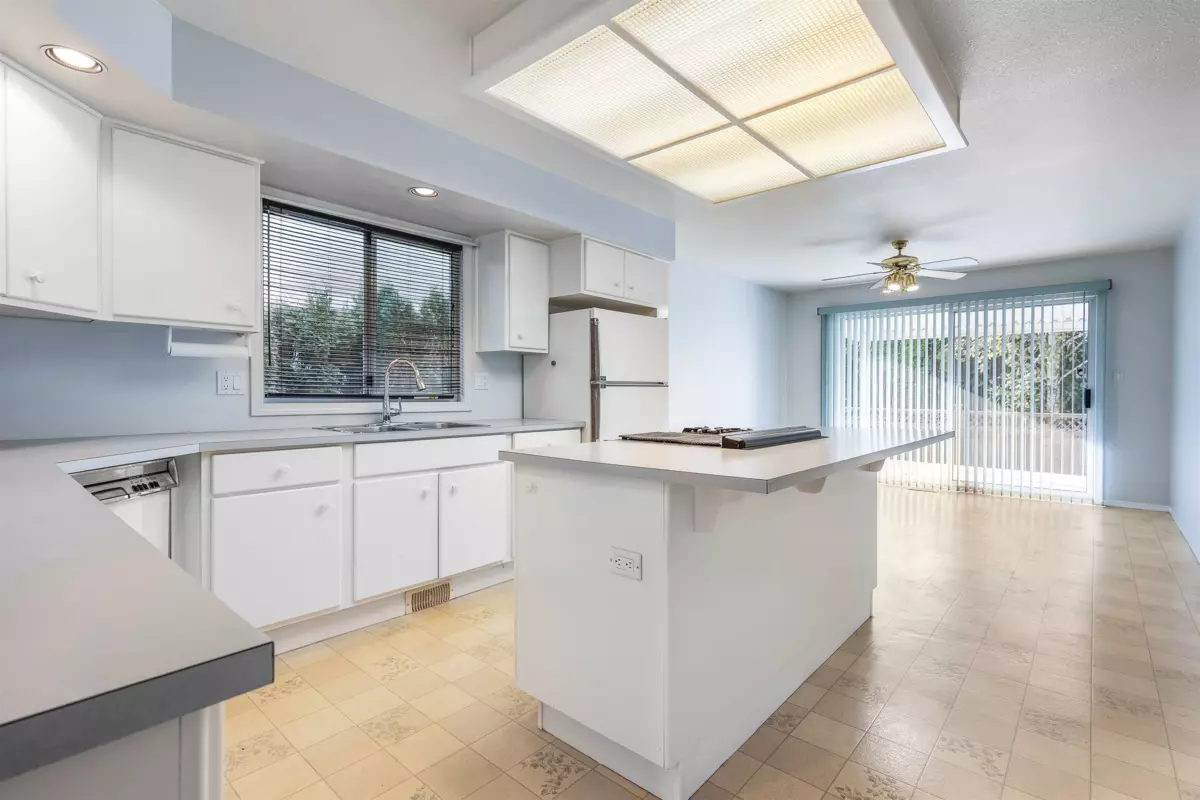 Bedroom 3 Photo of 7523 Garnet Drive, Chilliwack, BC