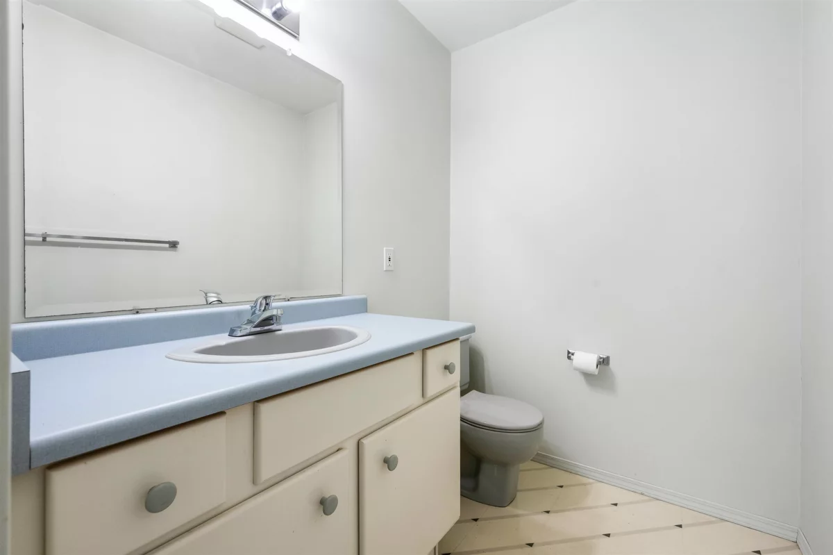 Front Yard Photo of 7523 Garnet Drive, Chilliwack, BC