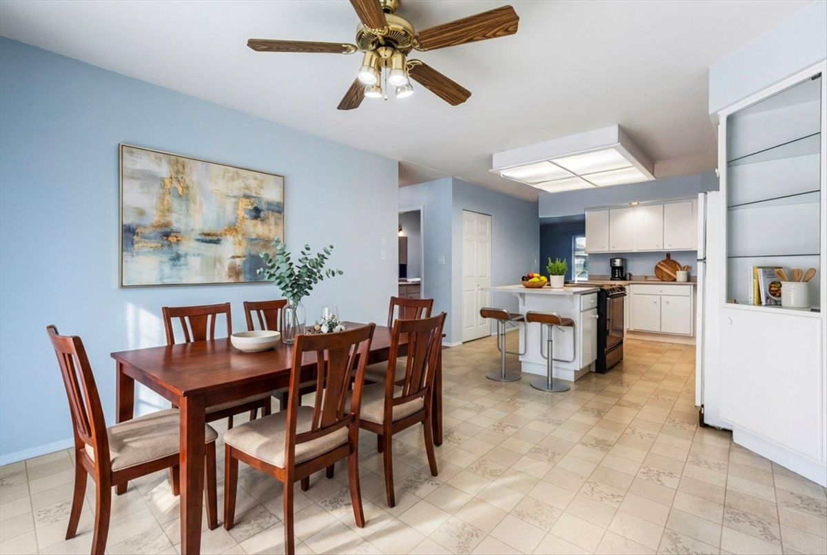 Living Room Photo of 7523 Garnet Drive, Chilliwack, BC