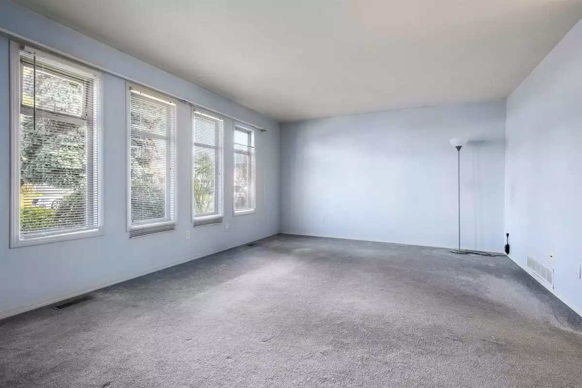 Primary Bedroom Photo of 7523 Garnet Drive, Chilliwack, BC