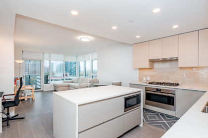 1010 4168 Lougheed Highway, Burnaby, BC, Burnaby — Apartment/Condo for sale