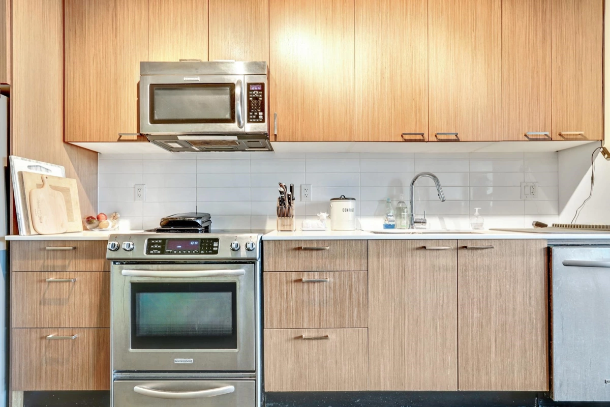 Living Room Photo of 516 221 Union Street, Vancouver, BC