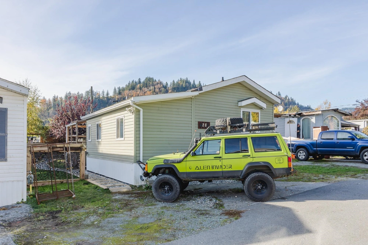 Living Room Photo of 28 9267 Shook Road, Mission, BC