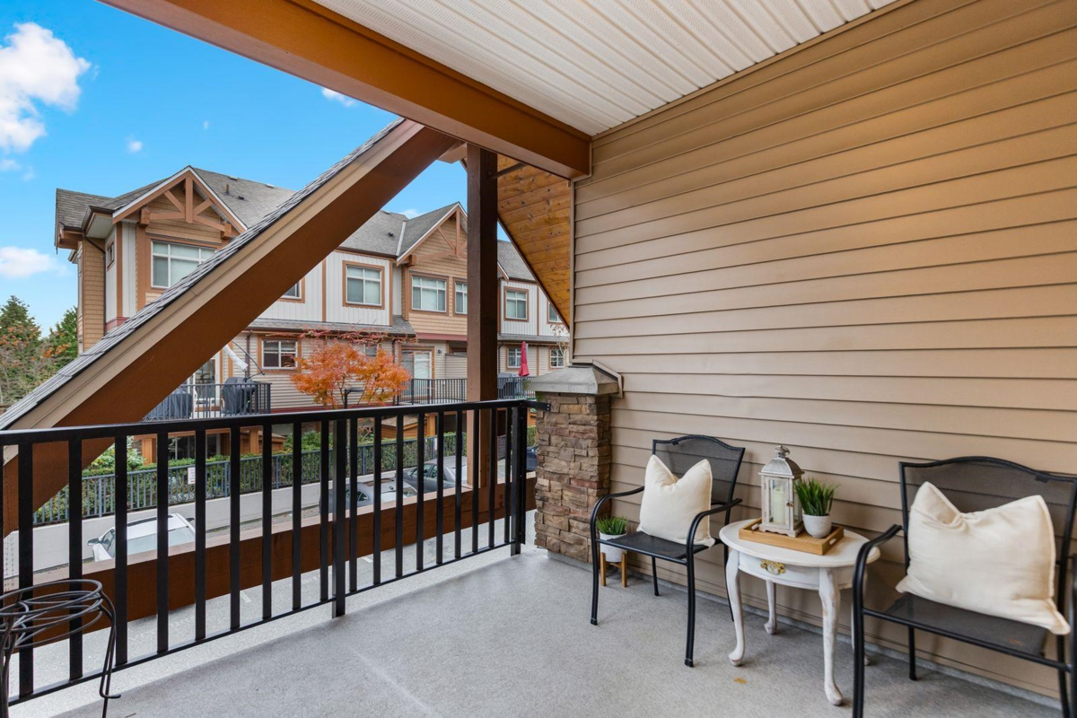 Laundry Room Photo of 215 12565 190a Street, Pitt Meadows, BC