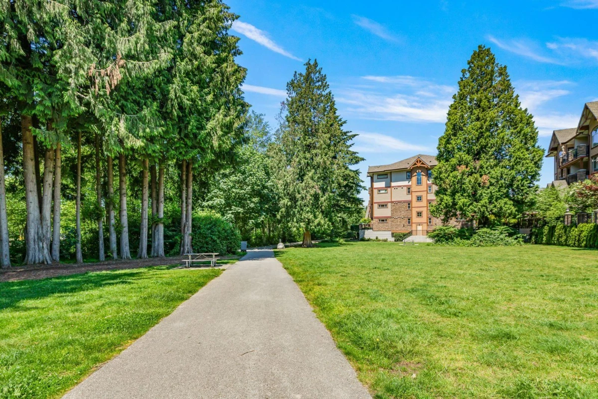 Staircase Photo of 215 12565 190a Street, Pitt Meadows, BC