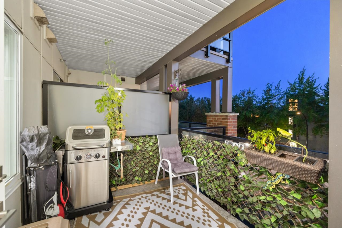Bedroom 3 Photo of 306 22577 Royal Crescent, Maple Ridge, BC