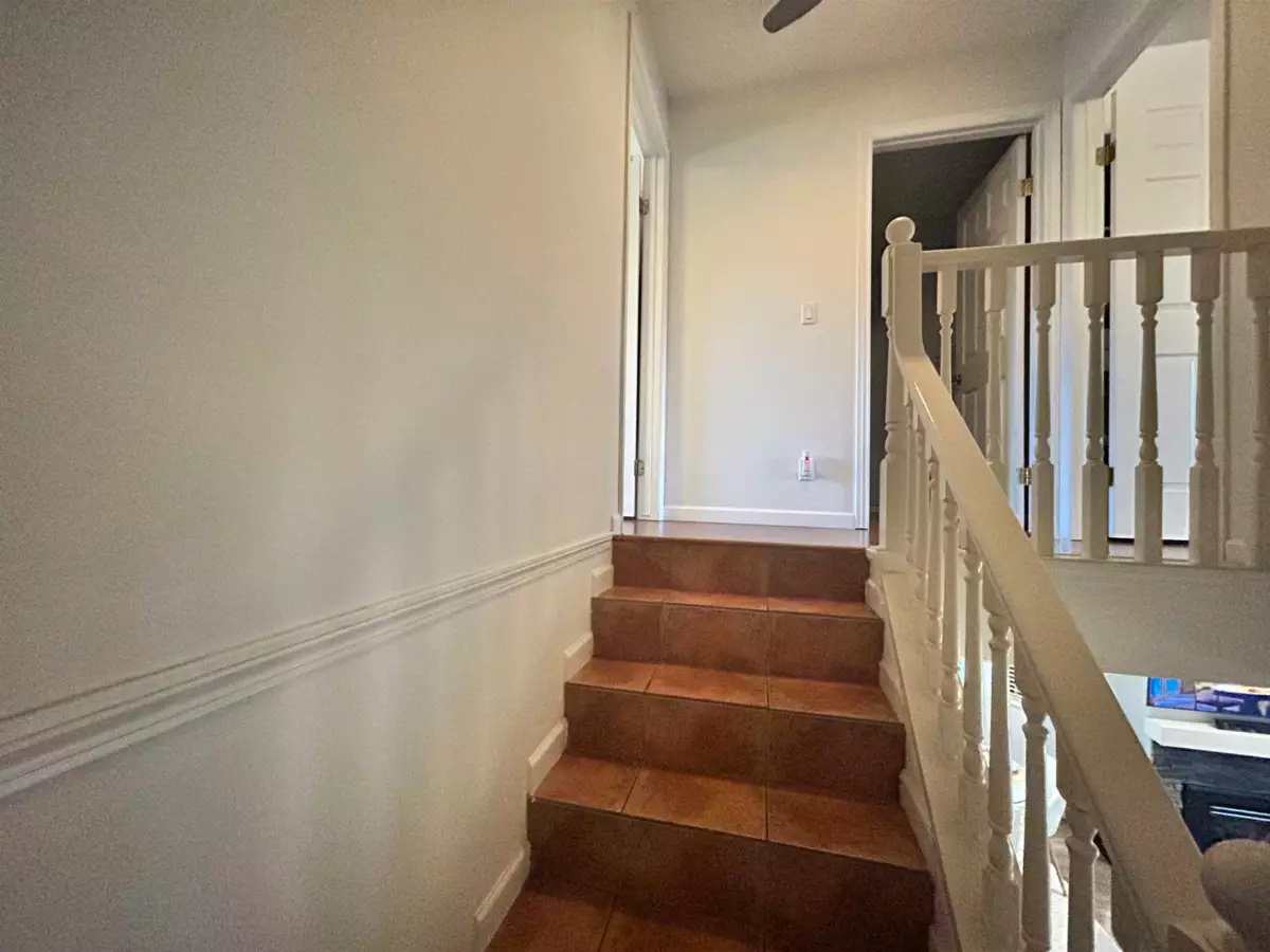 Primary Bathroom Photo of 123 5360 201 Street, Langley, BC