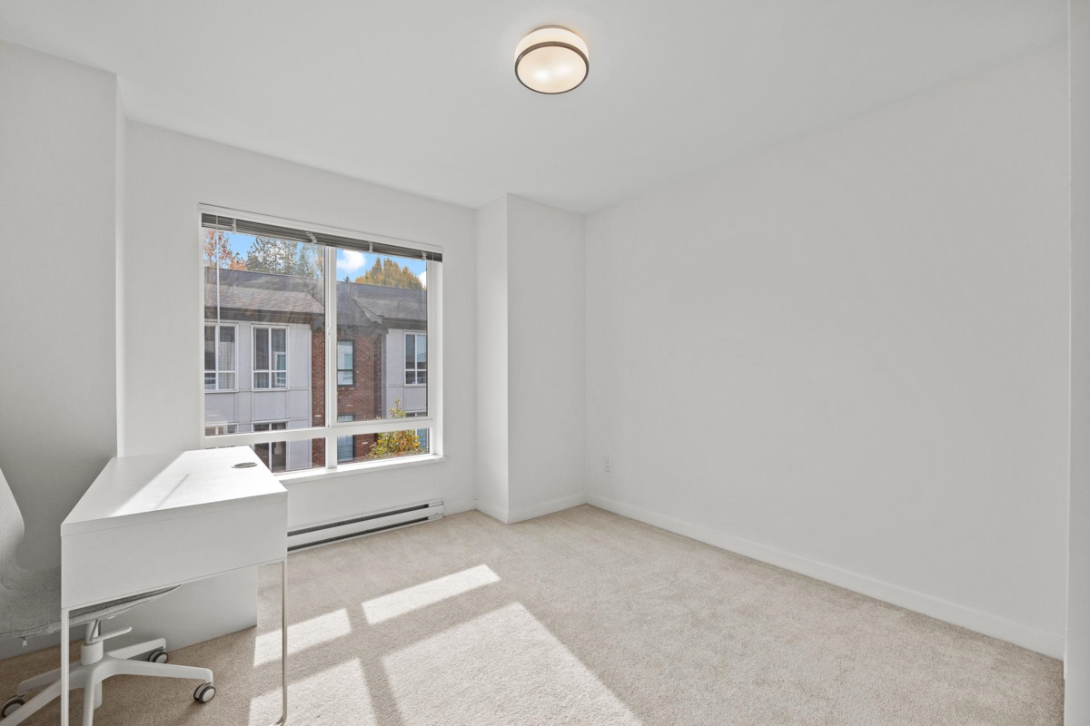 Hallway Photo of 65 15898 27 Avenue, Surrey, BC