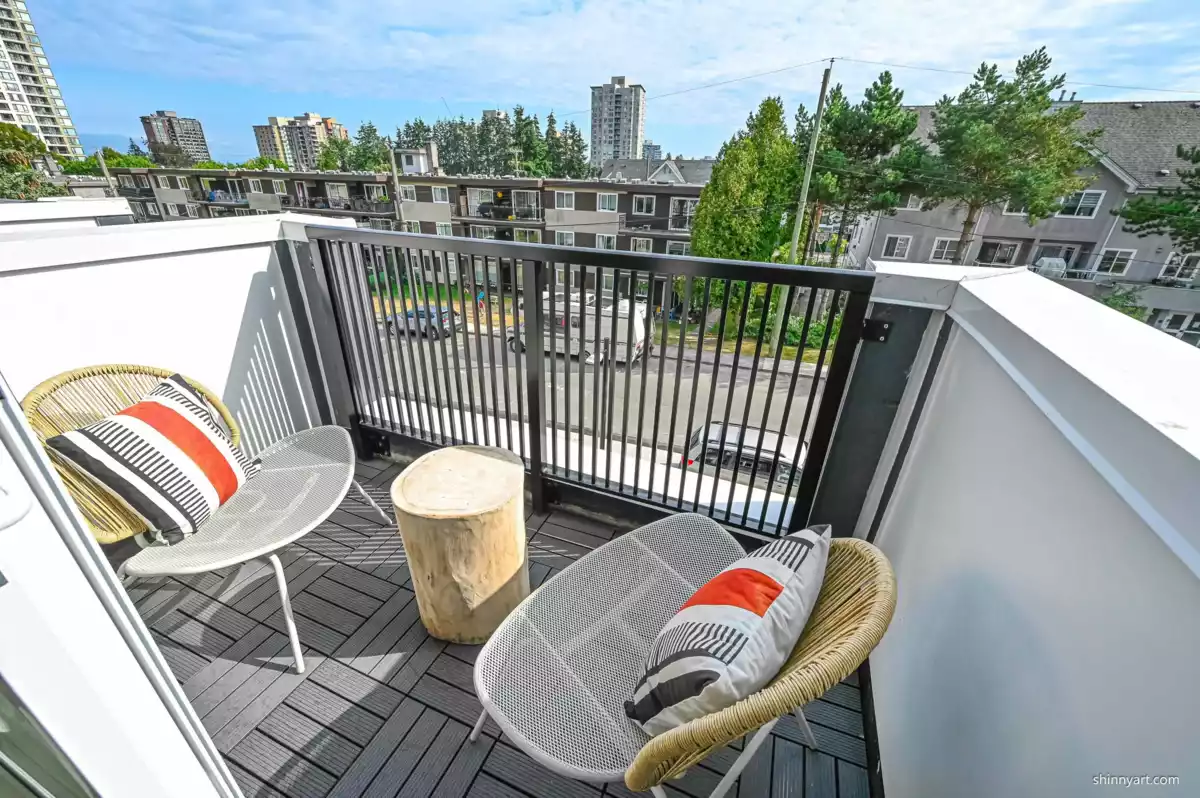 Mudroom Photo of 5 6929 Balmoral Street, Burnaby, BC