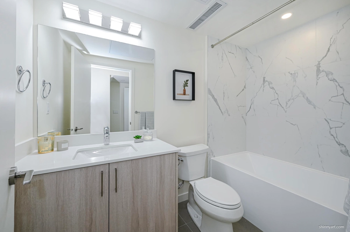 Powder Room Photo of 5 6929 Balmoral Street, Burnaby, BC