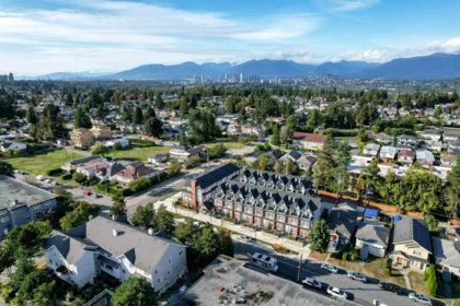5 6929 Balmoral Street, Burnaby, BC