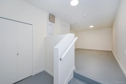 Primary Bathroom Photo of 5 6929 Balmoral Street, Burnaby, BC