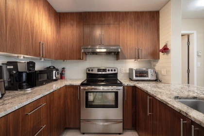 219 5880 Dover Crescent, Richmond, BC, Richmond — Apartment/Condo for sale