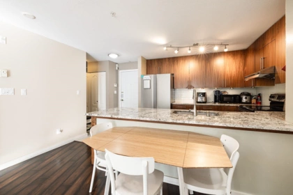 219 5880 Dover Crescent, Richmond, BC, Richmond — Apartment/Condo for sale