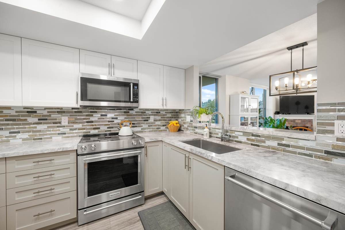 Family Room Photo of 1004 200 Newport Drive, Port Moody, BC