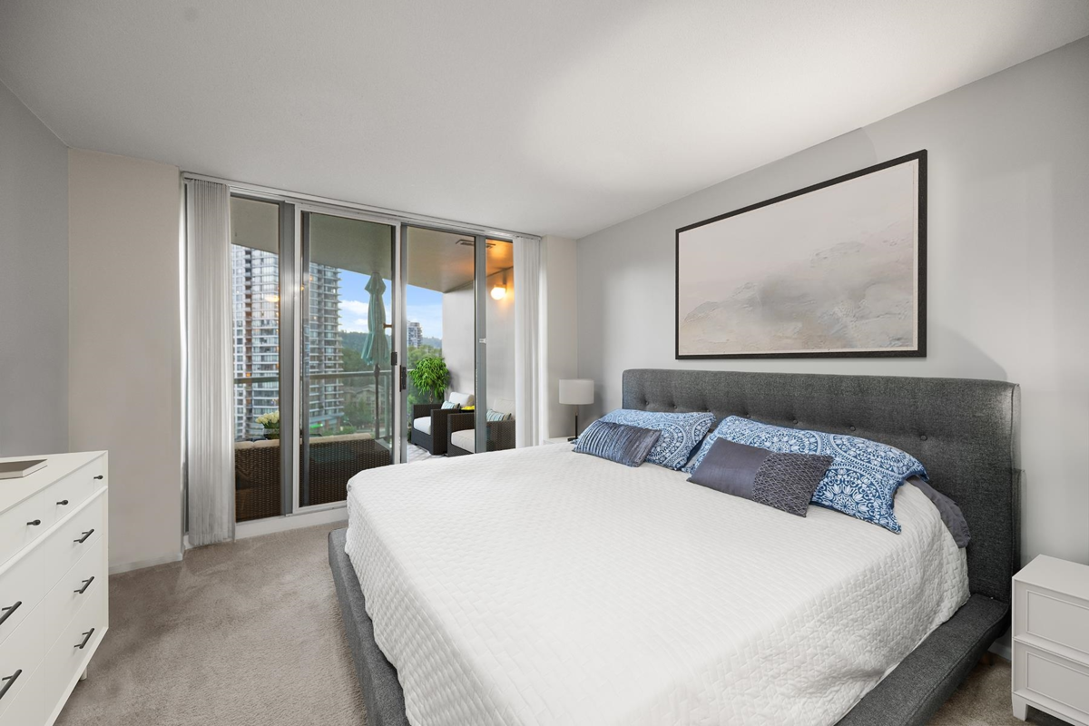 Powder Room Photo of 1004 200 Newport Drive, Port Moody, BC