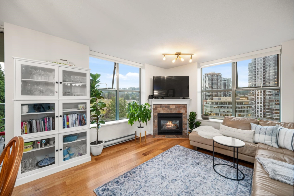 Primary Bathroom Photo of 1004 200 Newport Drive, Port Moody, BC