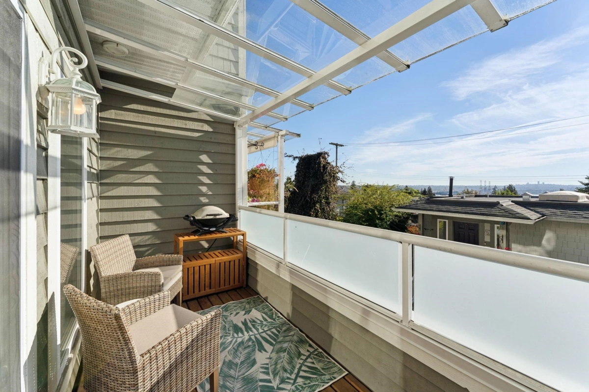 Bedroom 4 Photo of 333 E Keith Road, North Vancouver, BC