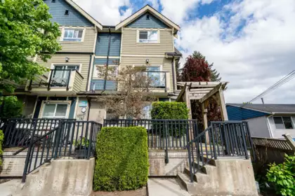 Hallway Photo of 201 3488 Sefton Street, Port Coquitlam, BC