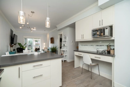 Kitchen Island Photo of 201 3488 Sefton Street, Port Coquitlam, BC