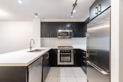 207 3133 Riverwalk Avenue, Vancouver, BC, Vancouver — Apartment/Condo for sale