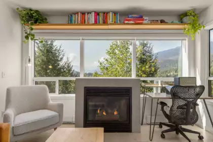 310 2221 Gondola Way, Whistler, BC, Whistler — Apartment/Condo for sale