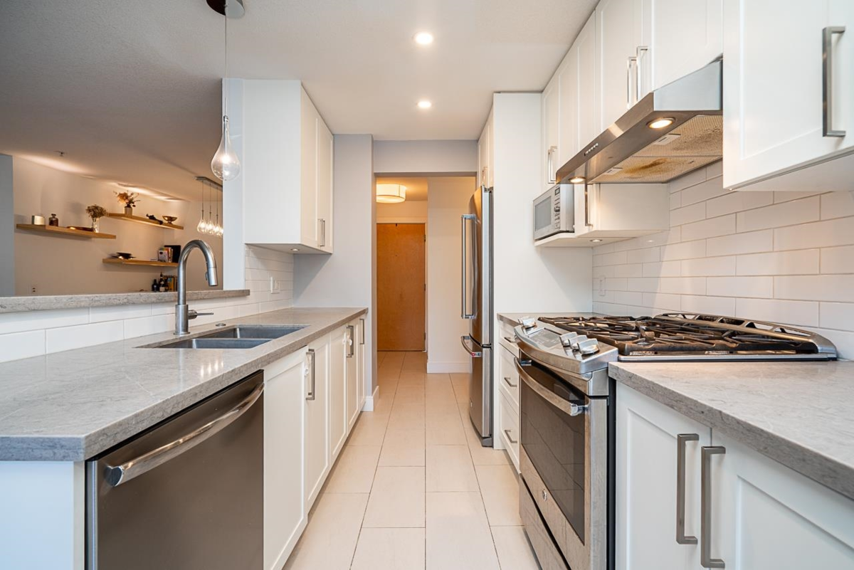 Breakfast Nook Photo of 315 801 Klahanie Drive, Port Moody, BC