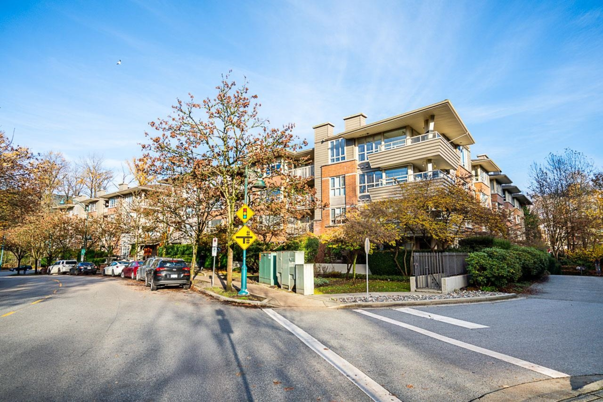 Swimming Pool Photo of 315 801 Klahanie Drive, Port Moody, BC