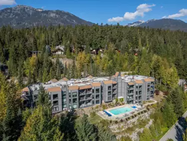 105 3217 Blueberry Drive, Whistler, BC, Whistler — Apartment/Condo for sale