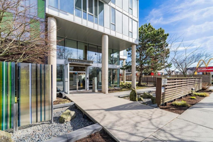 711 7080 No. 3 Road, Richmond, BC