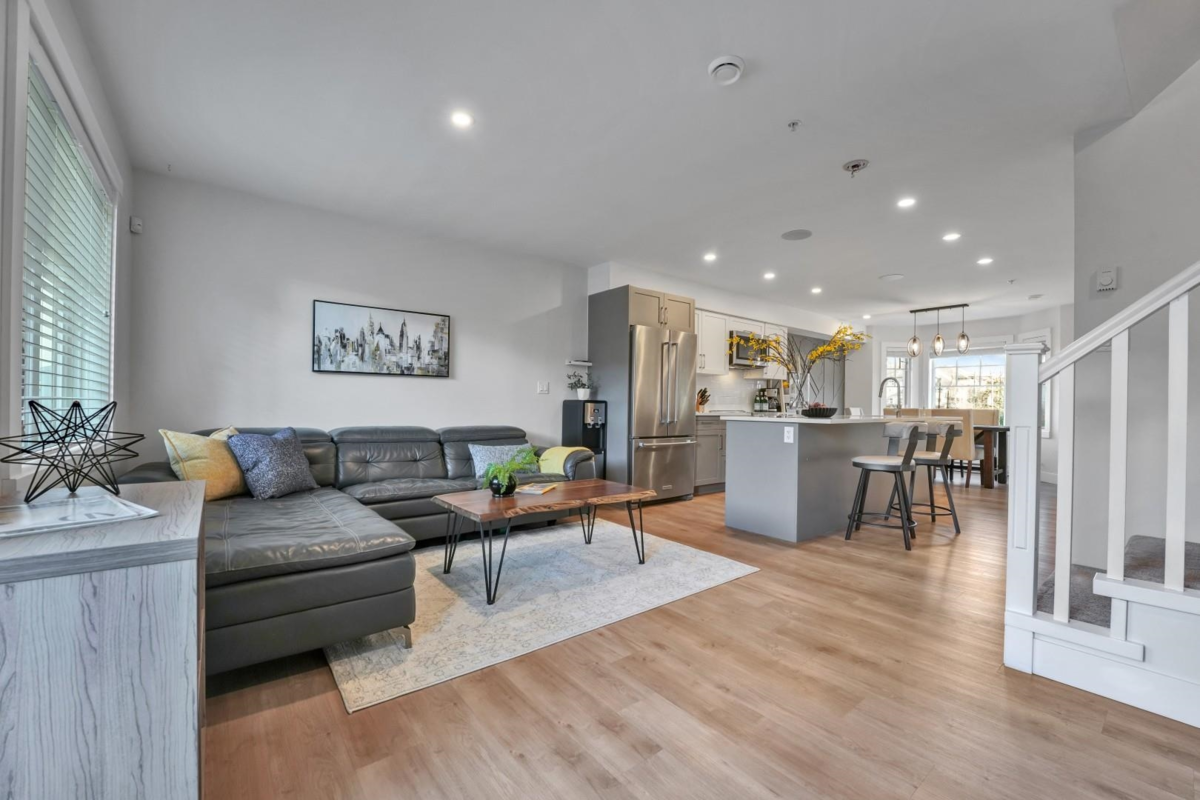 Loft / Bonus Room Photo of 3 2338 Kelly Avenue, Port Coquitlam, BC