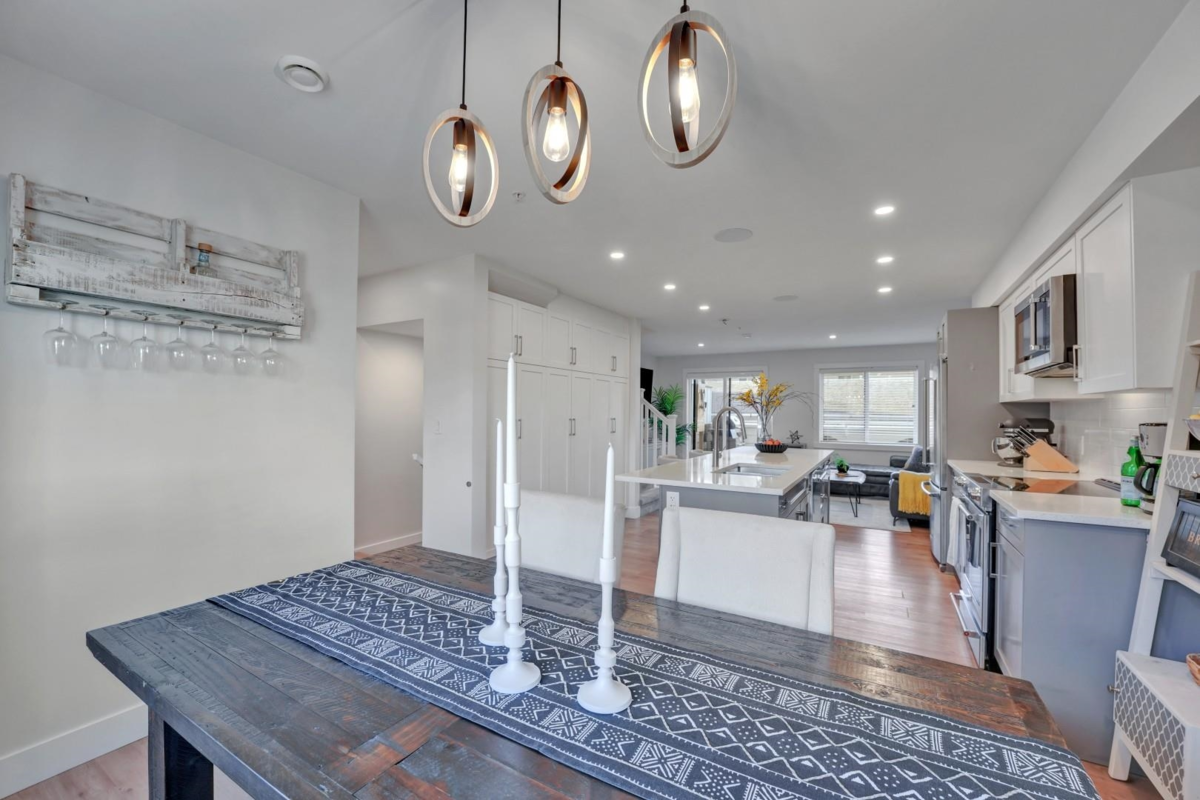 Primary Bedroom Photo of 3 2338 Kelly Avenue, Port Coquitlam, BC