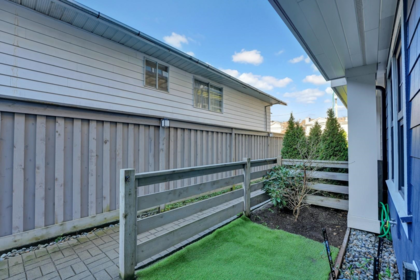 Fitness Center Photo Near 3 2338 Kelly Avenue, Port Coquitlam, BC