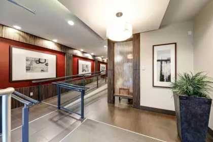 205 2940 King George Boulevard, Surrey, BC, Surrey — Apartment/Condo for sale