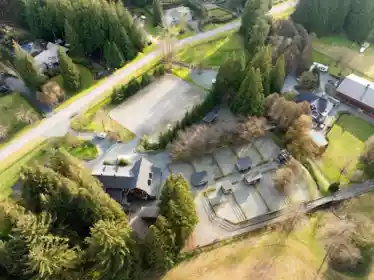Hot Tub / Spa Photo of 25769 82 Avenue, Langley, BC