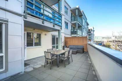 Breakfast Nook Photo of 220 15735 Croydon Drive, Surrey, BC